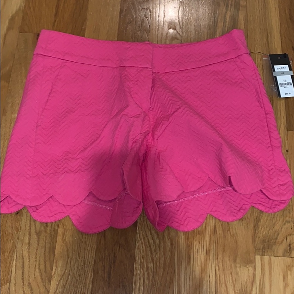 Crown & Ivy petite shorts never worn!
